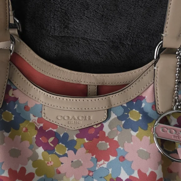 RARE NWOT COACH Peyton Floral Print Multicolor Canvas Satchel Tote Shoulder Bag - Picture 3 of 7